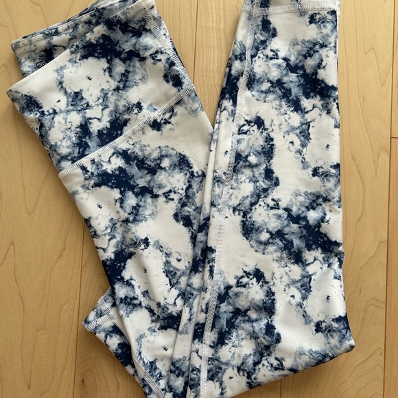 GAP FIT Crop Leggings - Picture 8 of 9
